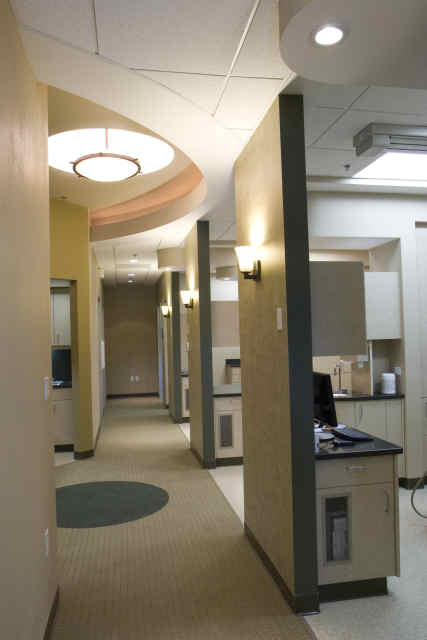 曹玲牙醫博士 图片 2