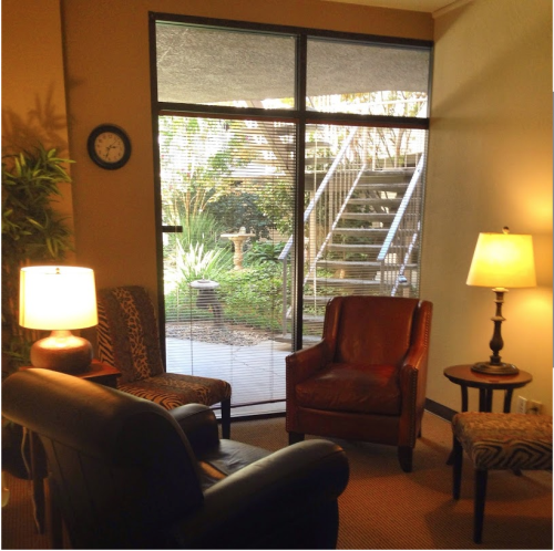 朱映蓉婚姻與家庭諮商師 图片 1