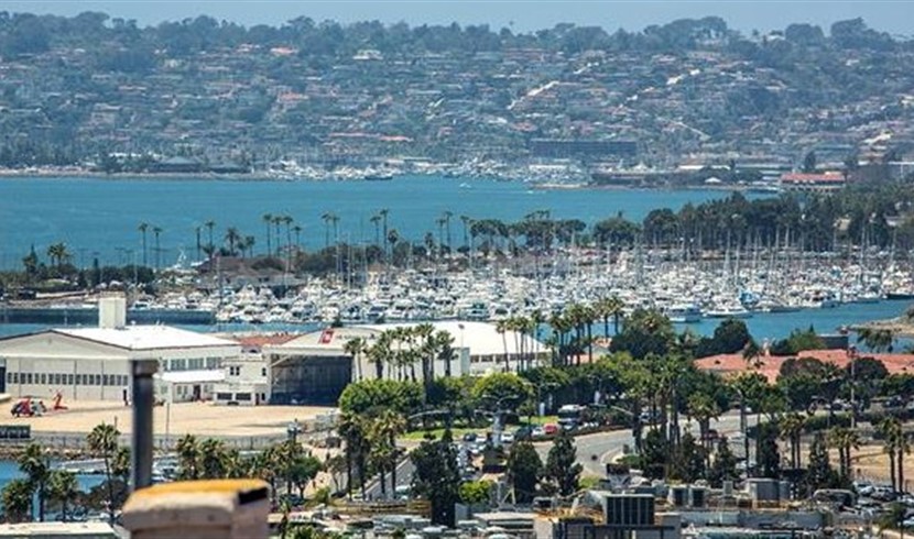 加州圣地亚哥超大4室4卫别墅出售 图片 4