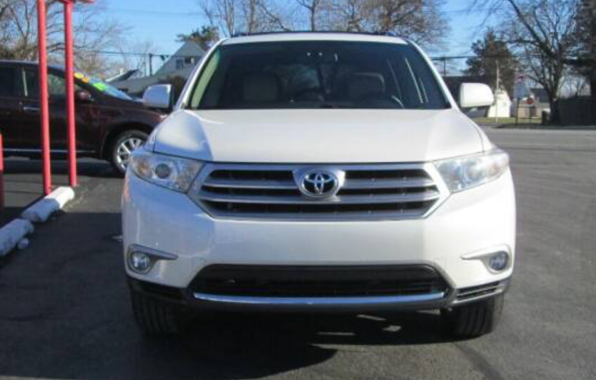 2013 Toyota Highlander Limited Toyota Highlander SUV seven seats, priced at 19,995