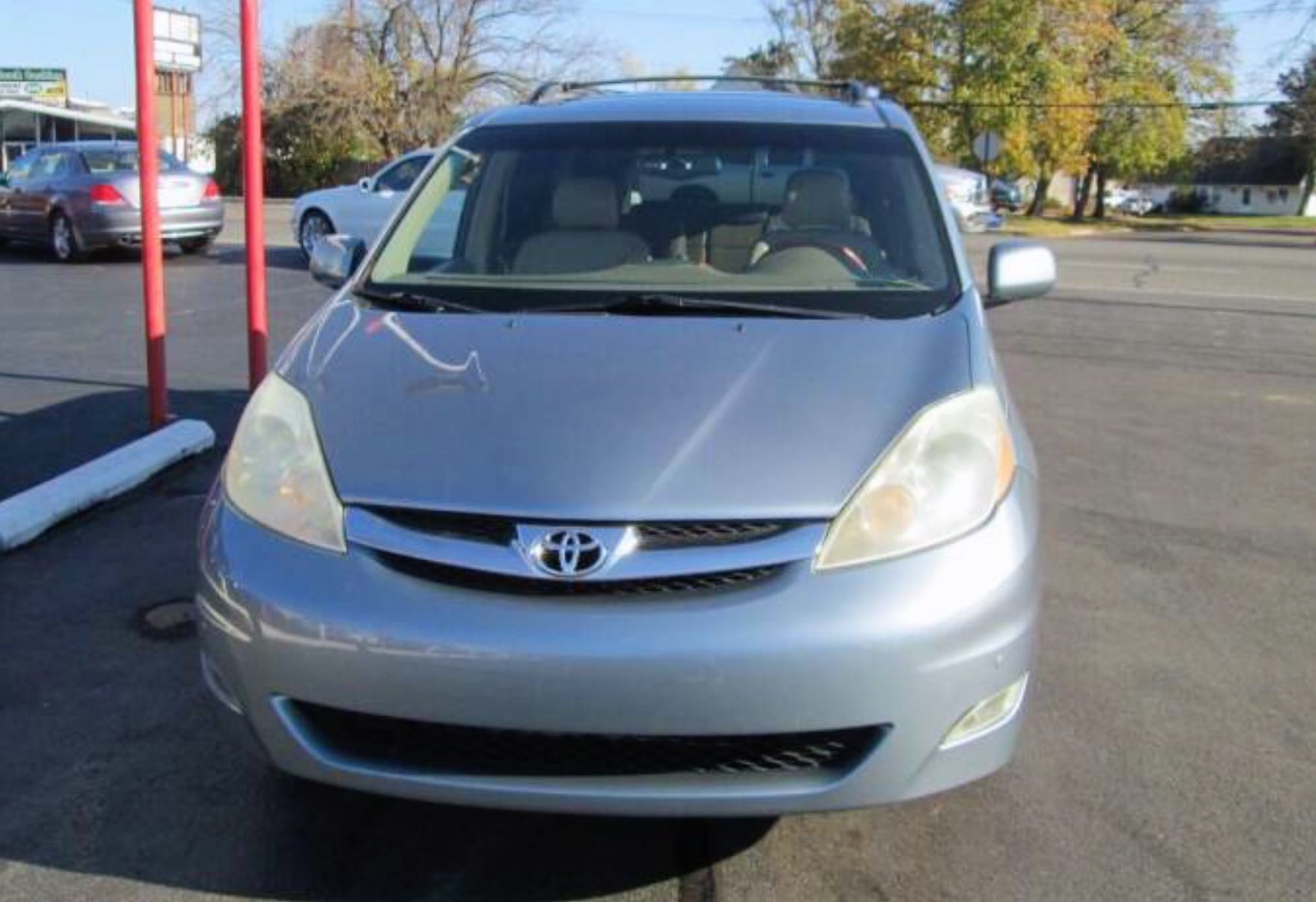 2006 Toyota Sienna XLE Limited priced at 8,995 photo 3
