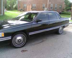 1995年的卡迪拉克 Deville 2500美元