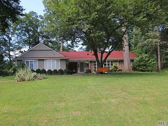 200 Elm Dr, East Hills, NY 11576