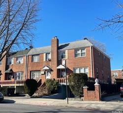 E. Elmhurst一家庭出售