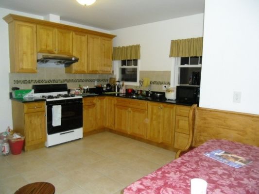 波士顿 Malden center家庭旅馆 , 房间短租,长租,日租均可,2分钟到地铁 图片 3