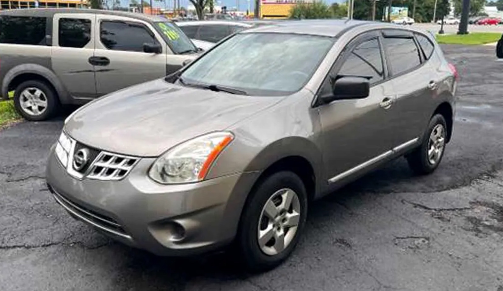 2013 Nissan Rogue priced at 8,800