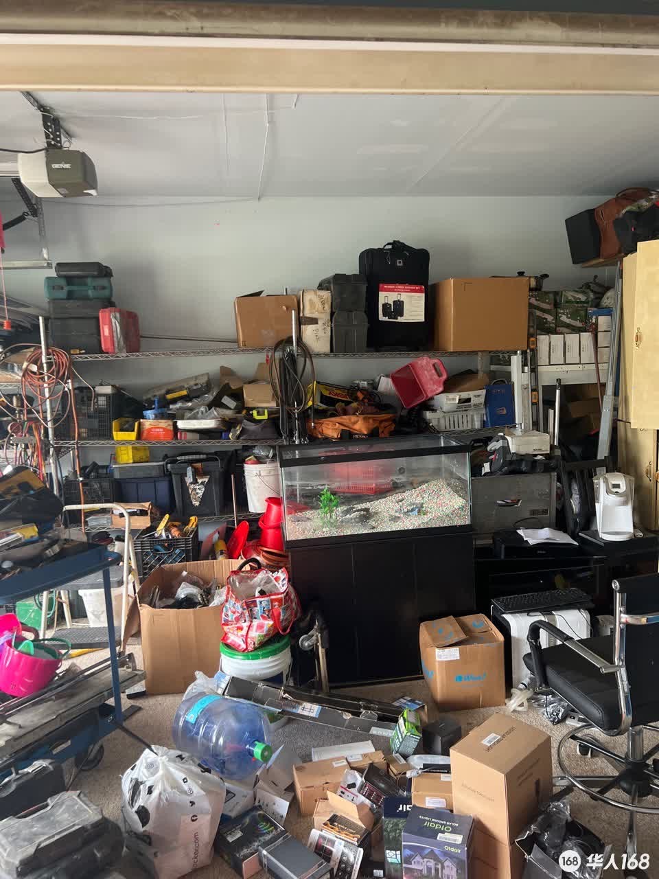 A large number of second-hand decoration tools for sale photo 1