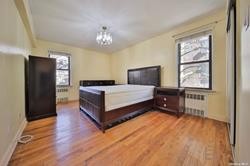 出售 Forest Hills Co-op 大一房一厅 约800尺，28万5