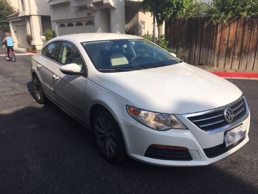 2011年大众白色cc sport 图片 5