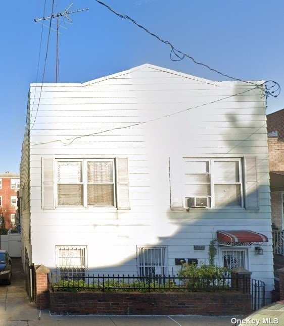 Gravesend两家庭出售