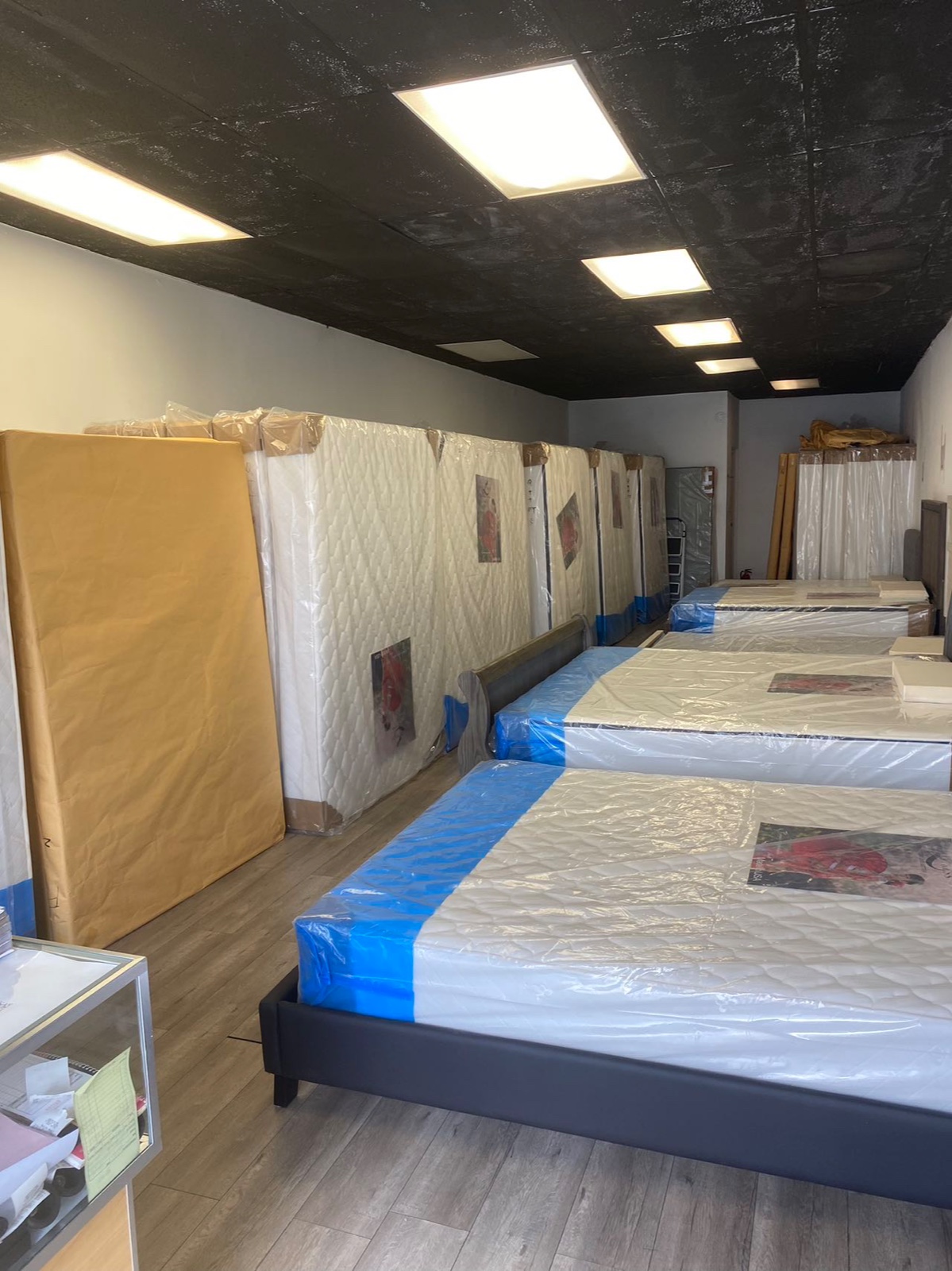 The coconut palm hard mattress has strong support and waist protection, and the factory direct price is better photo 2