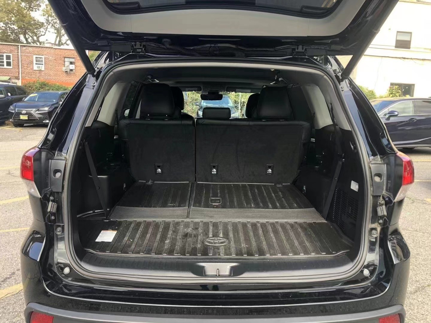 2018 Toyota Highlander XLE photo 6