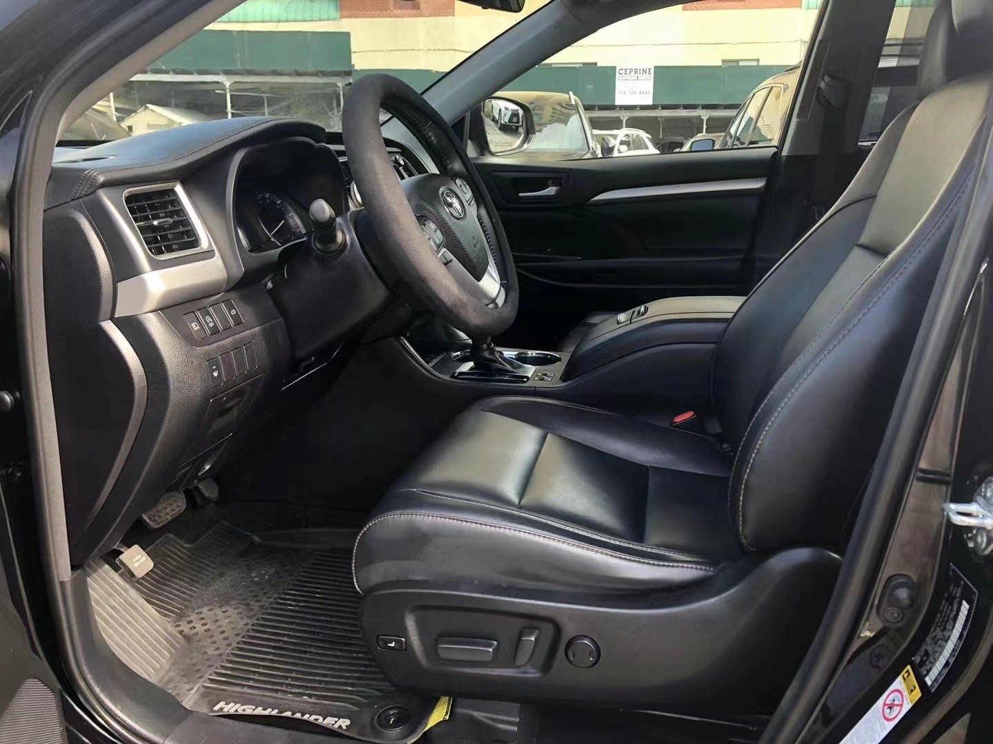 2018 Toyota Highlander XLE photo 7