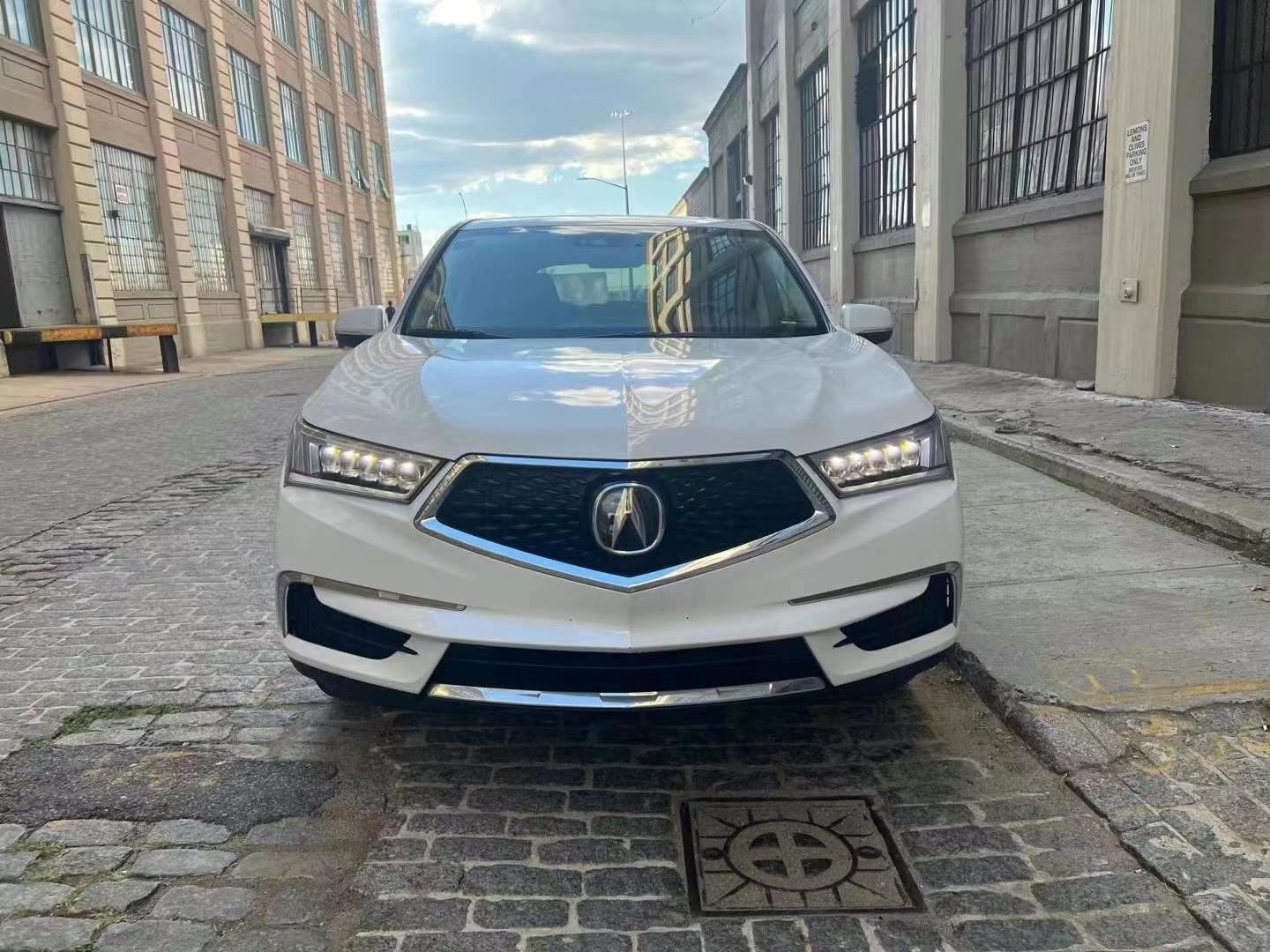 Current car in New York—2020 ACURA MDX TECH photo 3