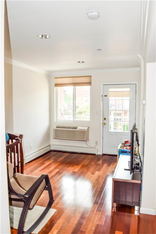 法拉盛2卧2浴电梯康斗只售49万9，带车位阳台！