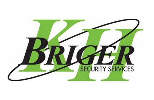 法拉盛高級公寓誠請前台客服, $23.7-$24.5/小時, 需流利中英文, 懂電腦操作, 有保安警衛執照優先, 全職兼職 [招聘前台客服]