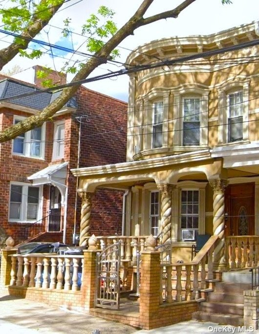 Woodhaven浪漫两家庭出售