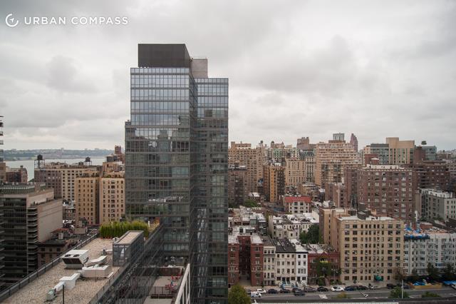 Hudson River And City Views