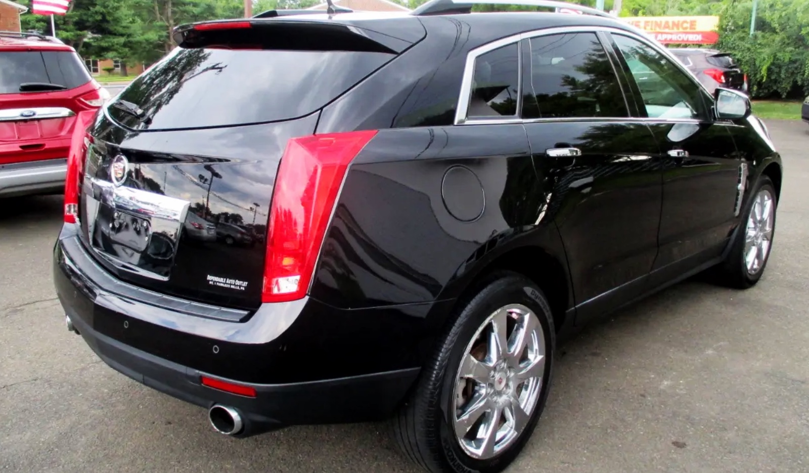 2011 Cadillac SRX AWD Premium Collection priced at 10,800 photo 4