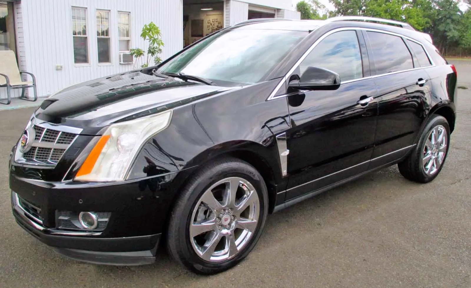 2011 Cadillac SRX AWD Premium Collection priced at 10,800 photo 7