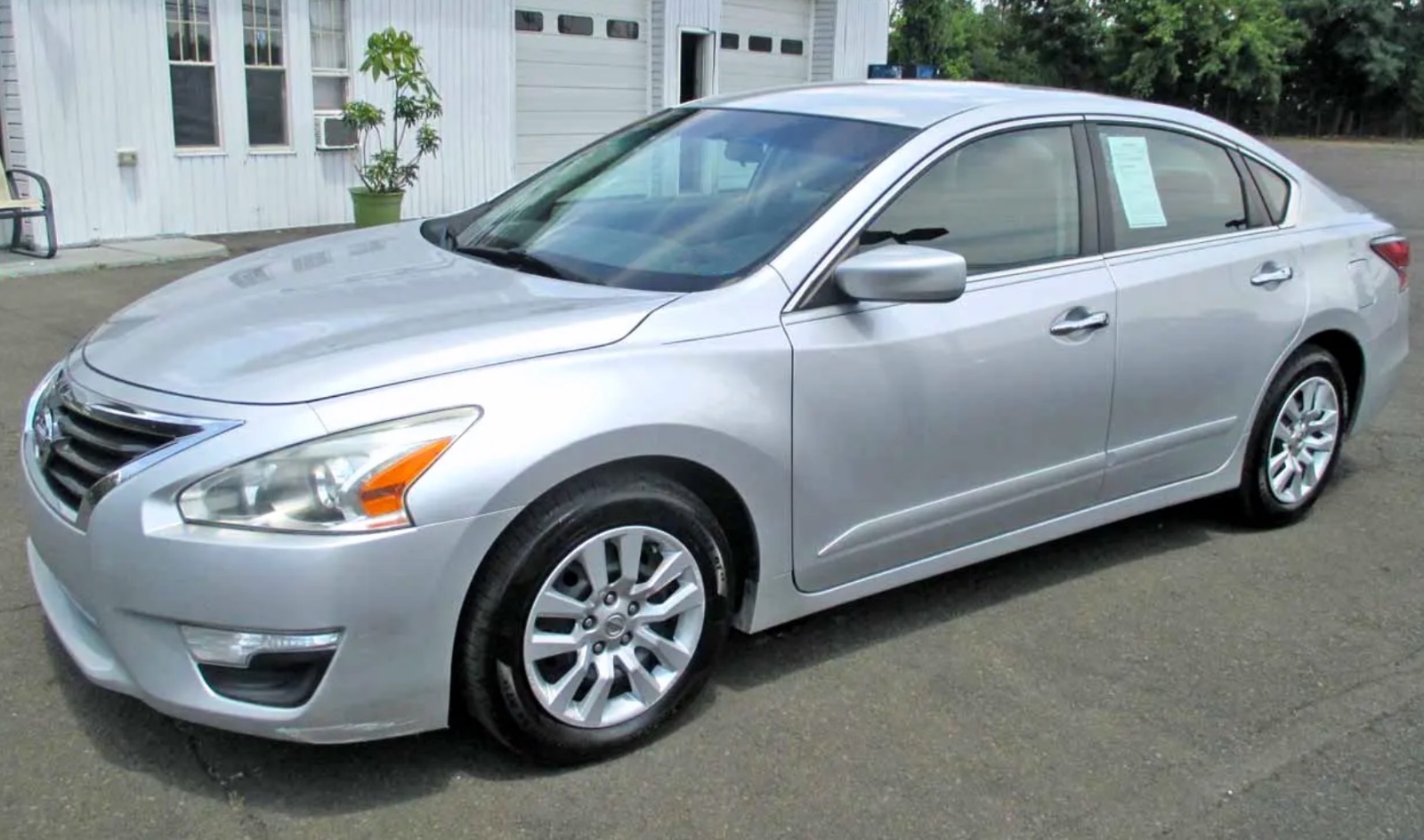 2014 Nissan Altima Nissan Altima sedan, priced at 9,800 photo 4