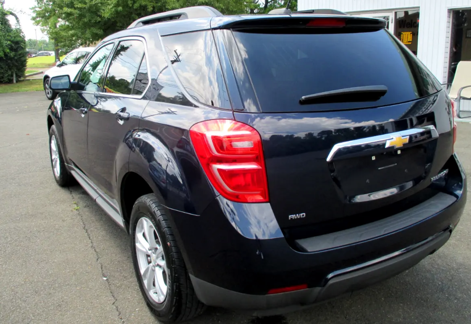 2016 Chevrolet Equinox priced at 11,900 photo 2