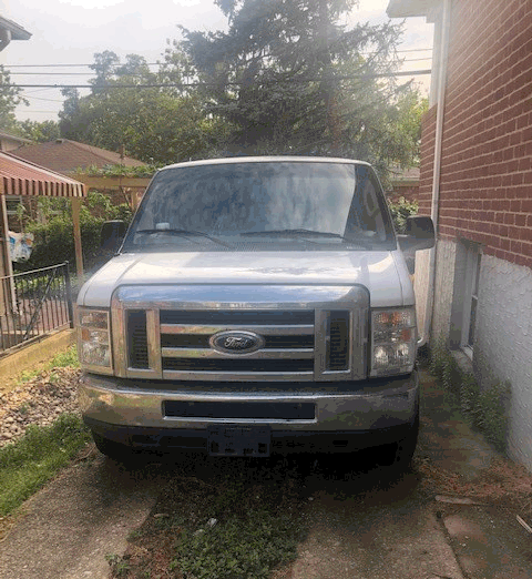 2013 FORD E350 EXT 15-seater photo 1