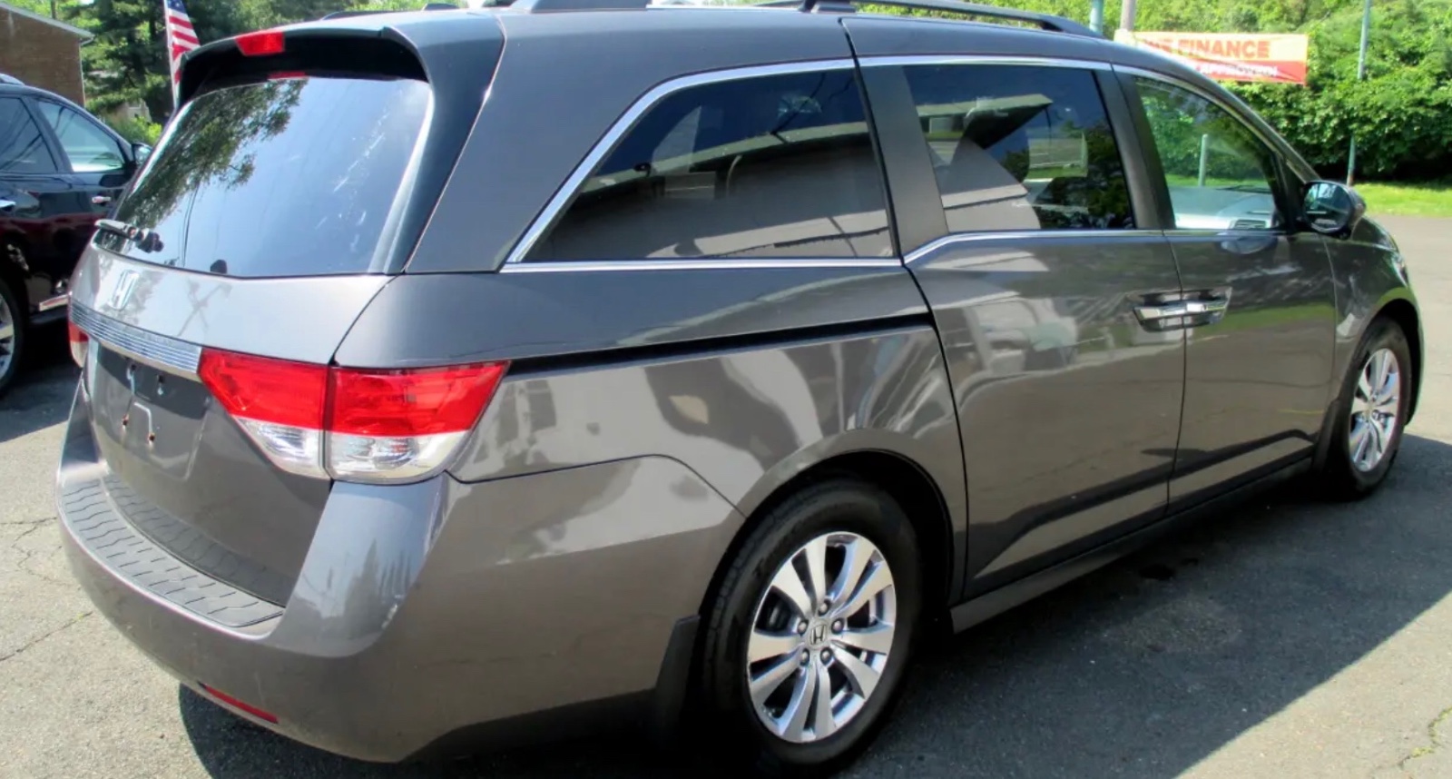2014 Honda Odyssey EX-L priced at 14,850 photo 3