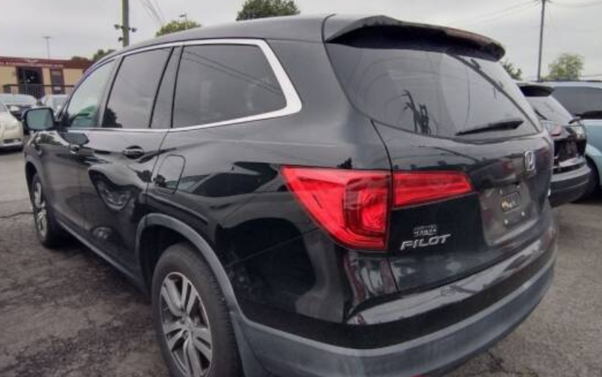 2016 Honda Pilot EX-L priced at 23,950 photo 7