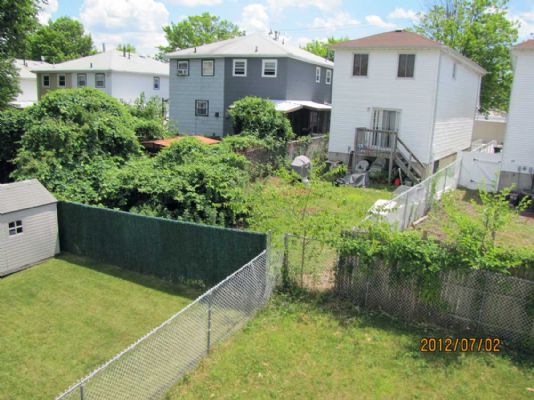 Looking for housekeepers photo 1