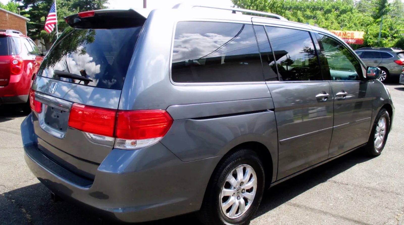 2010 Honda Odyssey EX-L Honda eight seats, priced at 7800 photo 4