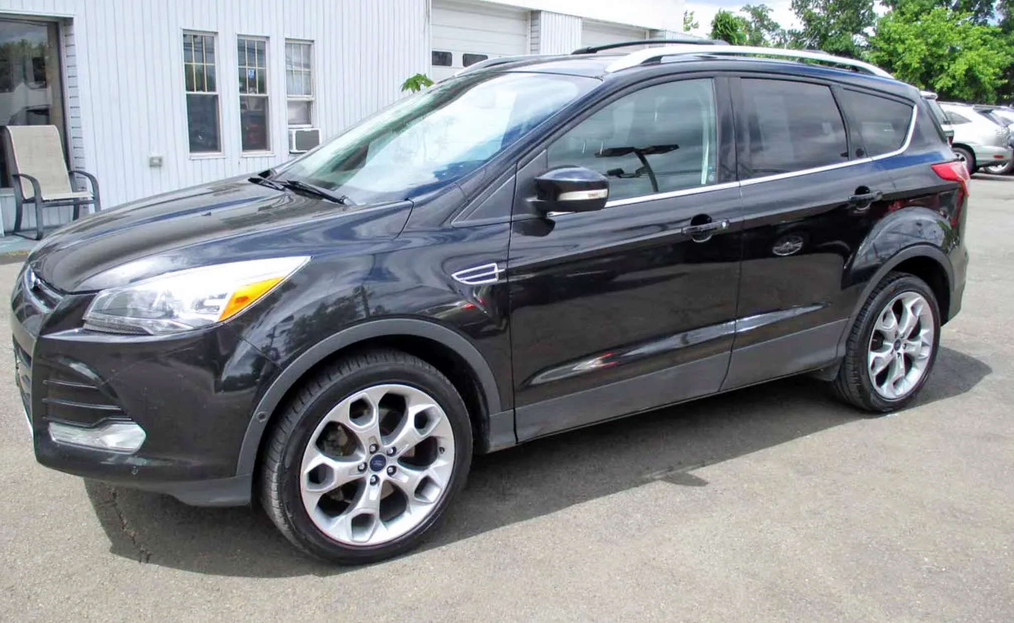 2015 Ford Escape 4WD SUV priced at 11,650 photo 2