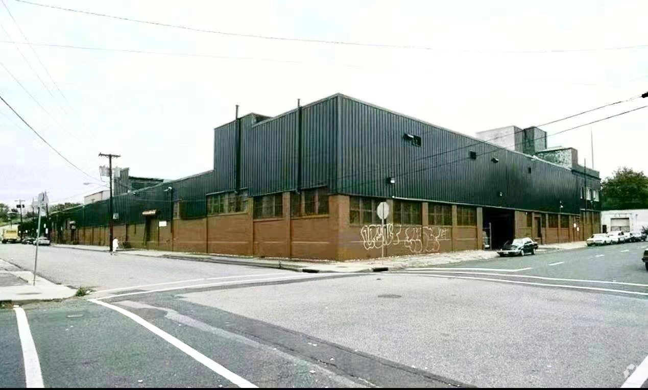 出售新泽西仓库，31000尺，请电347-988-9992，Annie冯