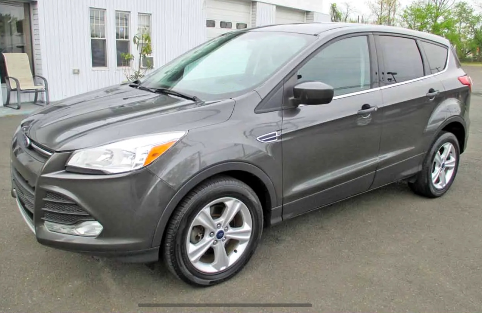 2015 Ford Escape 4WD priced at 11,900
