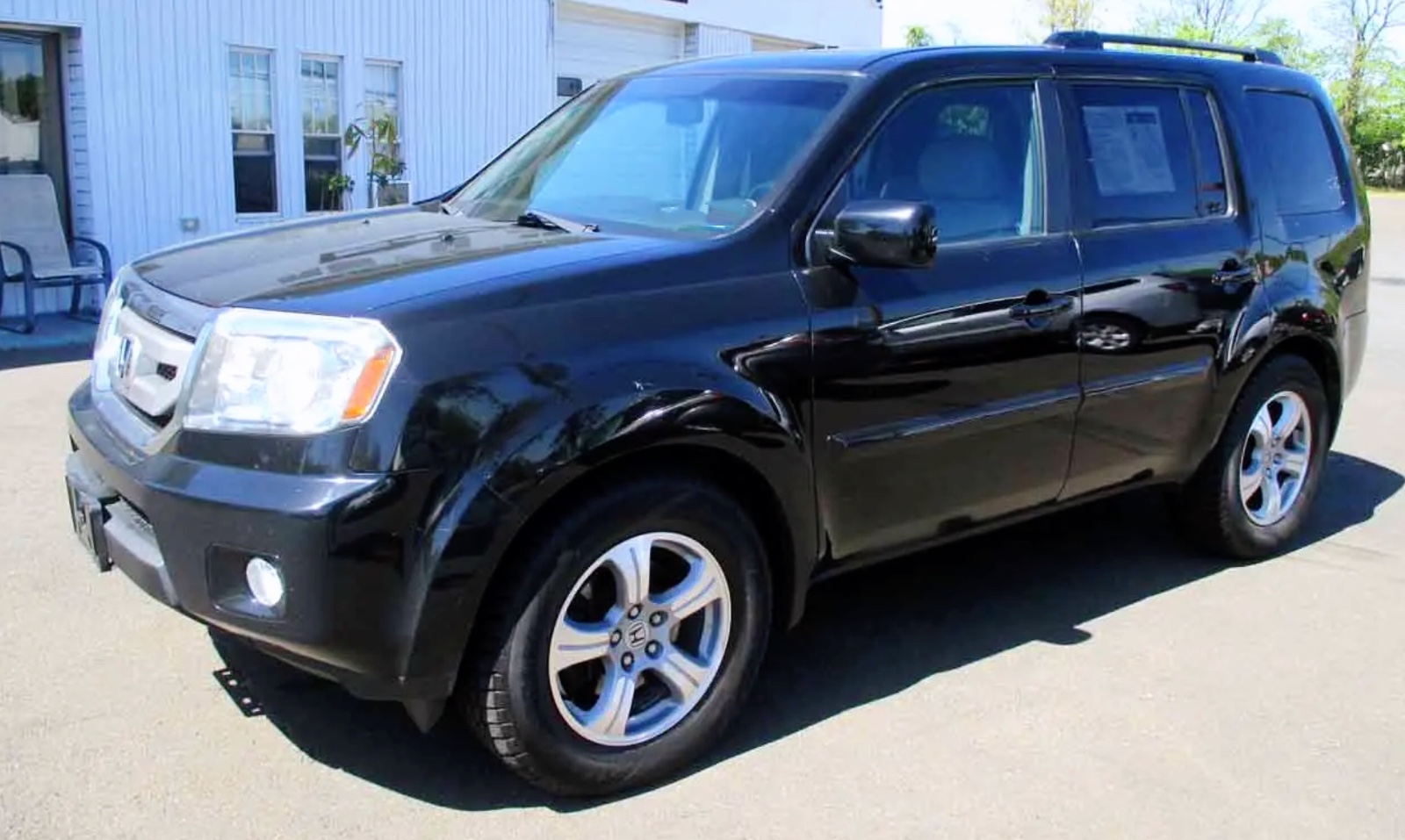 2011 Honda Pilot EX-L Honda SUV seven seats priced at 10,850