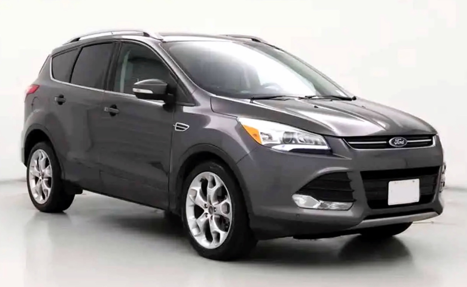 2015 Ford Escape 4WD priced at 11,900