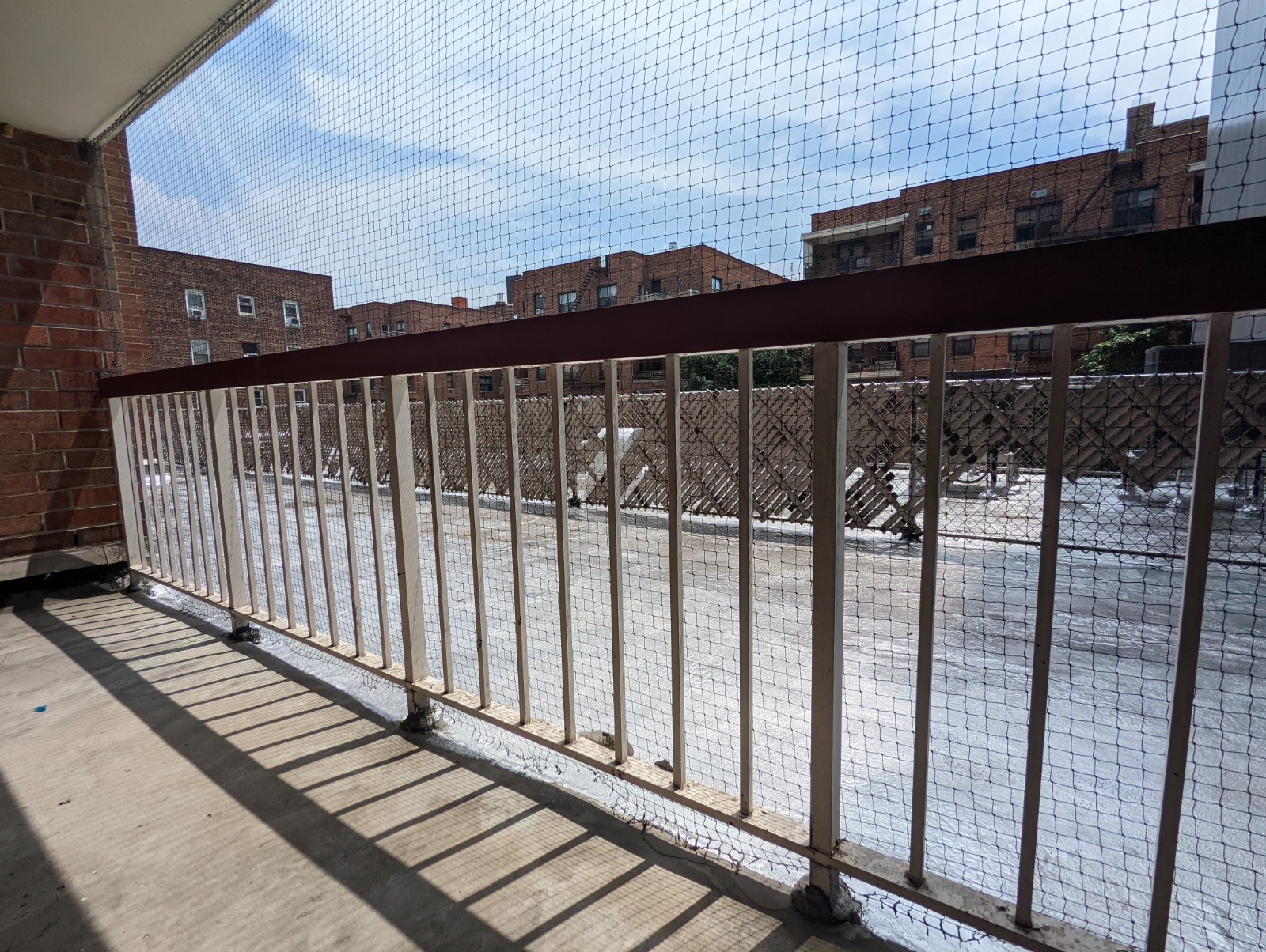 近 Maple 和 缅街 2房2浴出租