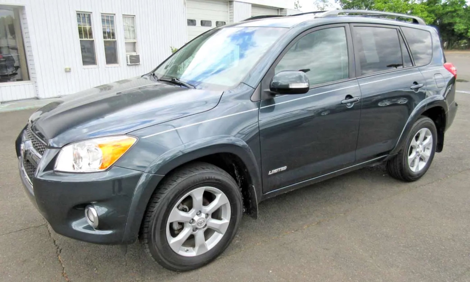 2012 Toyota RAV4 4WD Limited priced at 12,850