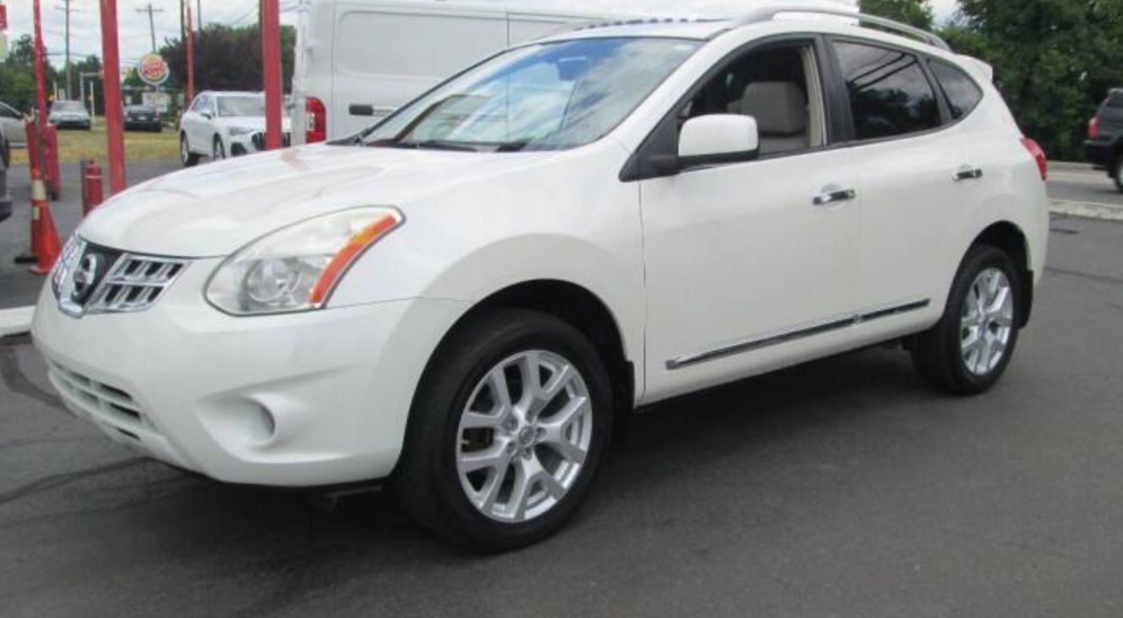 2011 Nissan Rogue SL priced at $10,995