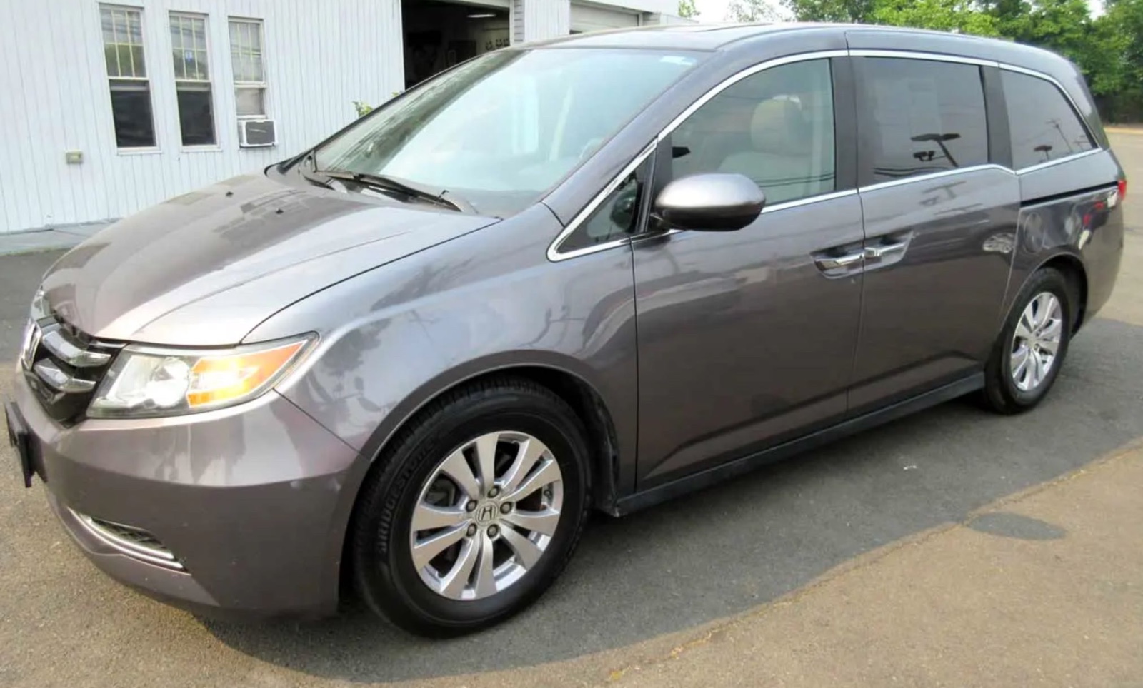 2015 Honda Odyssey EX-L Honda Odyssey eight seats, priced at 16,800 photo 3