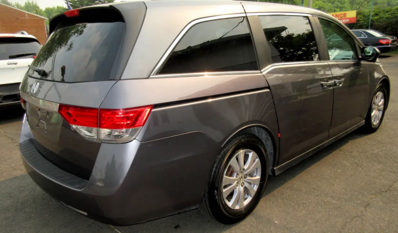 2015 Honda Odyssey EX-L Honda Odyssey eight seats, priced at 16,800 photo 6