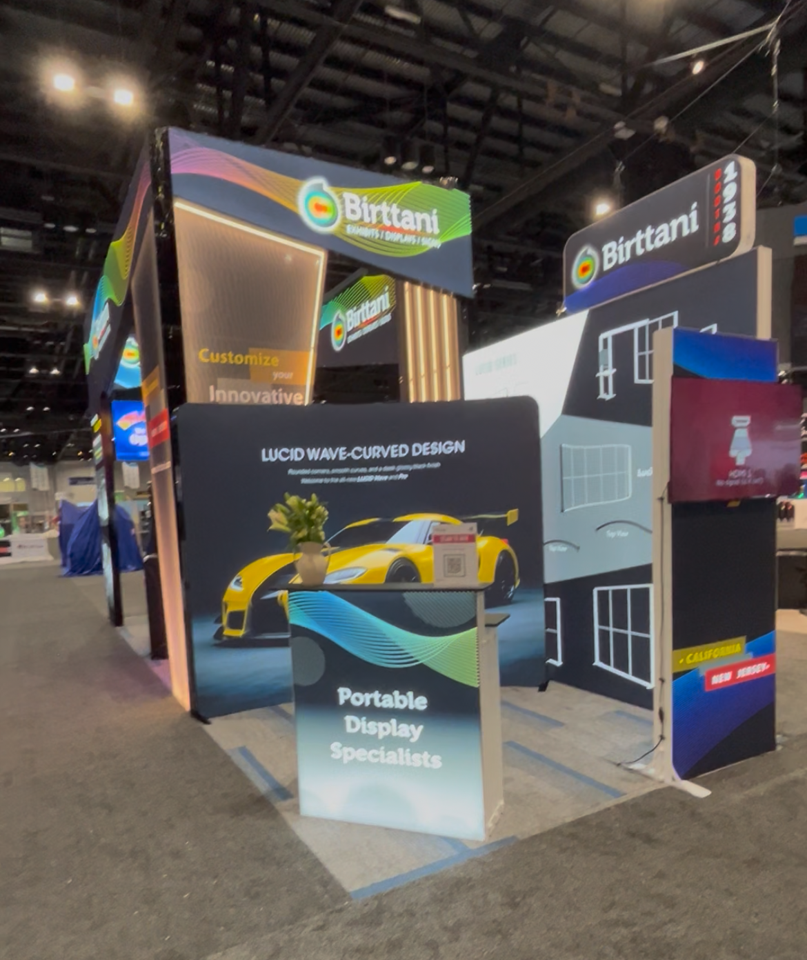 Office clerks and warehouse personnel photo 1