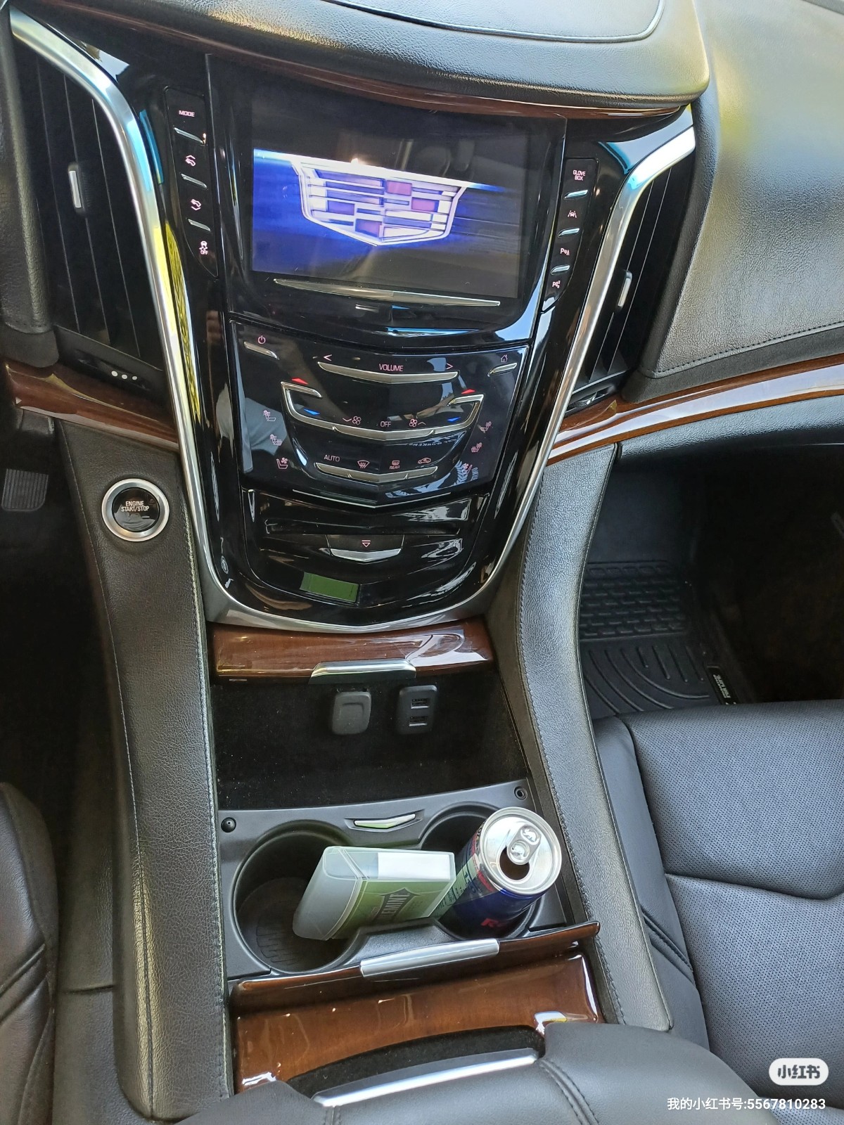 New York car second-hand 2019 Cadillac seven-seat car 14.5w good condition photo 1