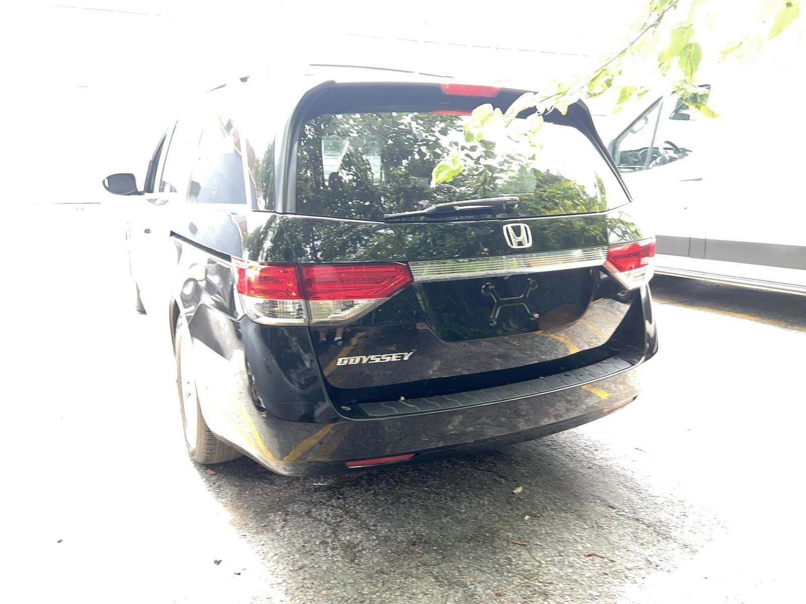 2015 honda odyssey, sunroof leather seats, utility vehicle for sale at good price photo 6