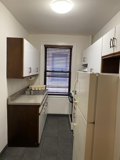 纽约长岛市Sunnyside 一室一厅1750/月包水暖