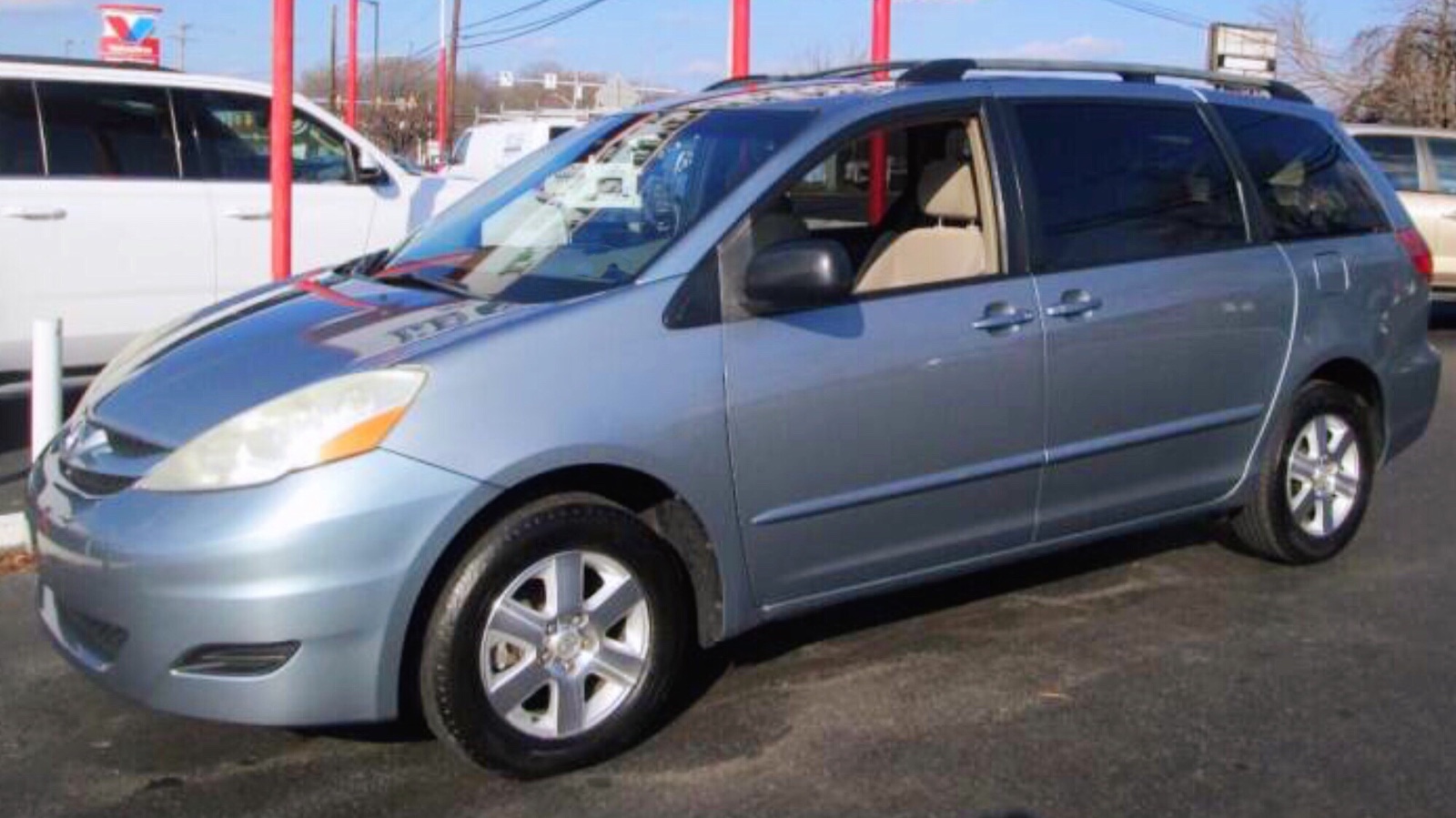 2006 Toyota Sienna LE Mini-Van priced at 8995