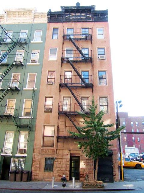 纽约曼哈顿中城光线明亮一室一厅公寓出租2200/月包水