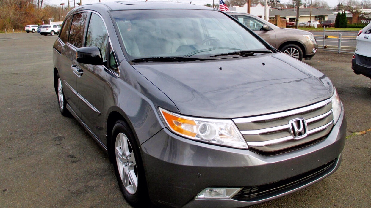 2011 Honda Odyssey Touring price 12650