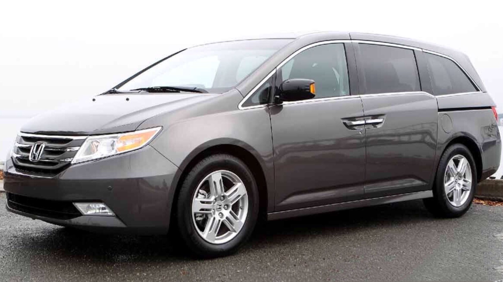 2011 Honda Odyssey Touring price 12650