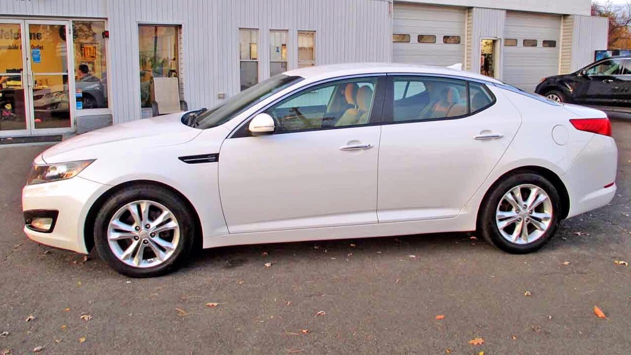 2012 Kia Optima priced at 11,650